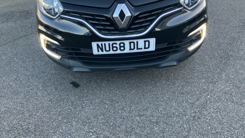 Renault Captur 0.9 TCE 90 Iconic 5dr Petrol Hatchback